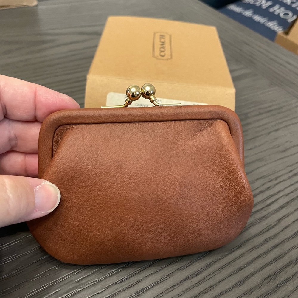 Vintage coach utility change purse frame kiss lock pouch 7155 Tan